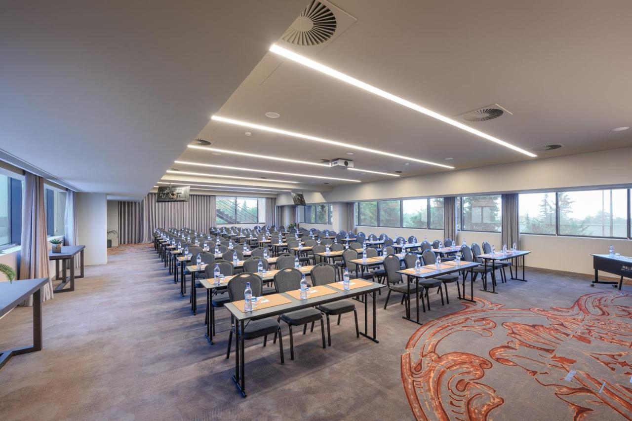 เมเลีย ลิสบัว แอโรปอร์โต Hotel ลิสบอน ภายนอก รูปภาพ
